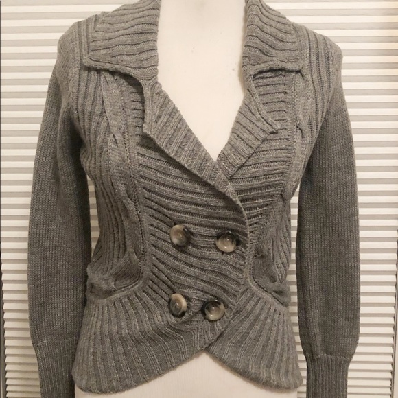 VENUS Sweaters - Grey Button Up sweater with Scalloped Edges